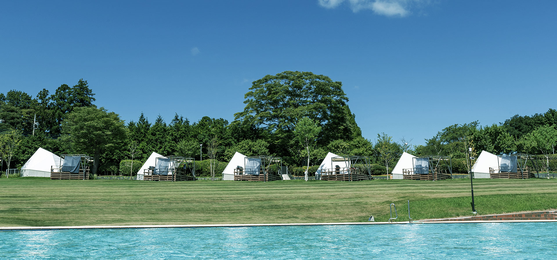 Sport & Do Resort リソルの森 — 長柄町・千葉 · コテージ独立棟と森の中のグランピングテント