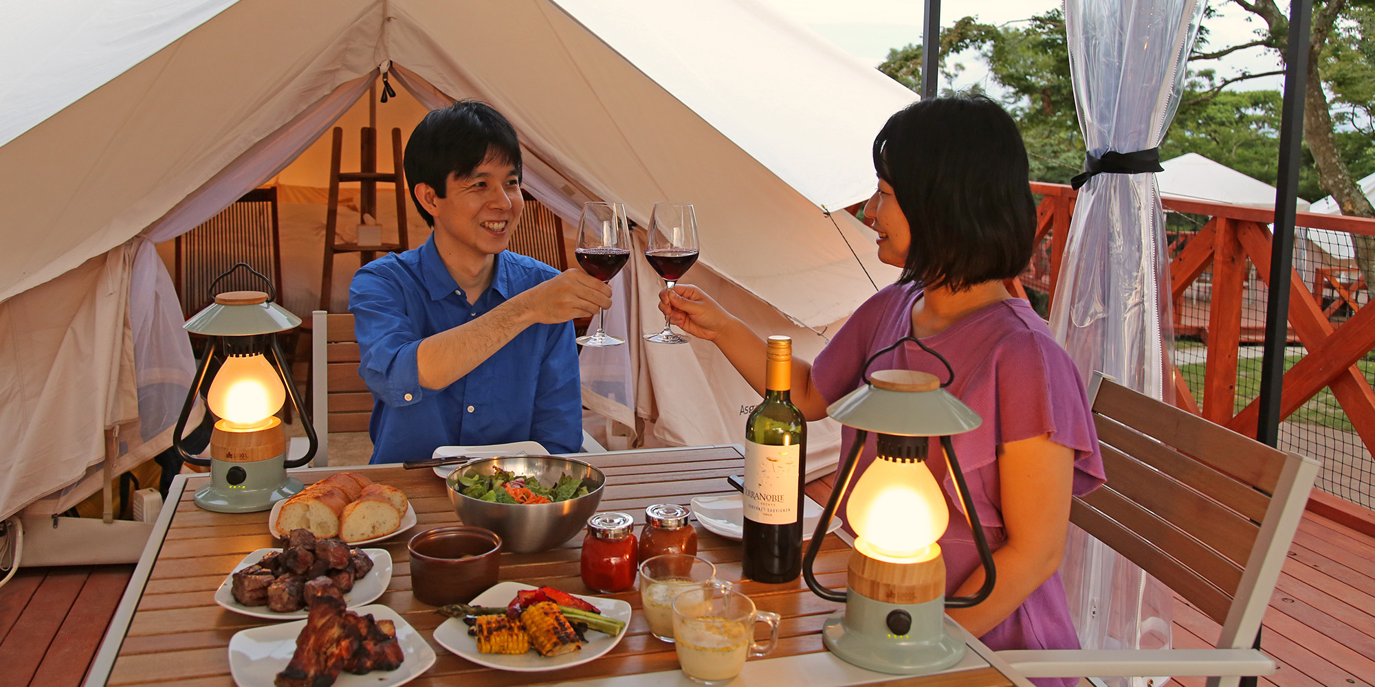 マザー牧場 GLAMPING THE FARM — 千葉・富津 · 牧場併設グランピング、ドームテントとコテージ