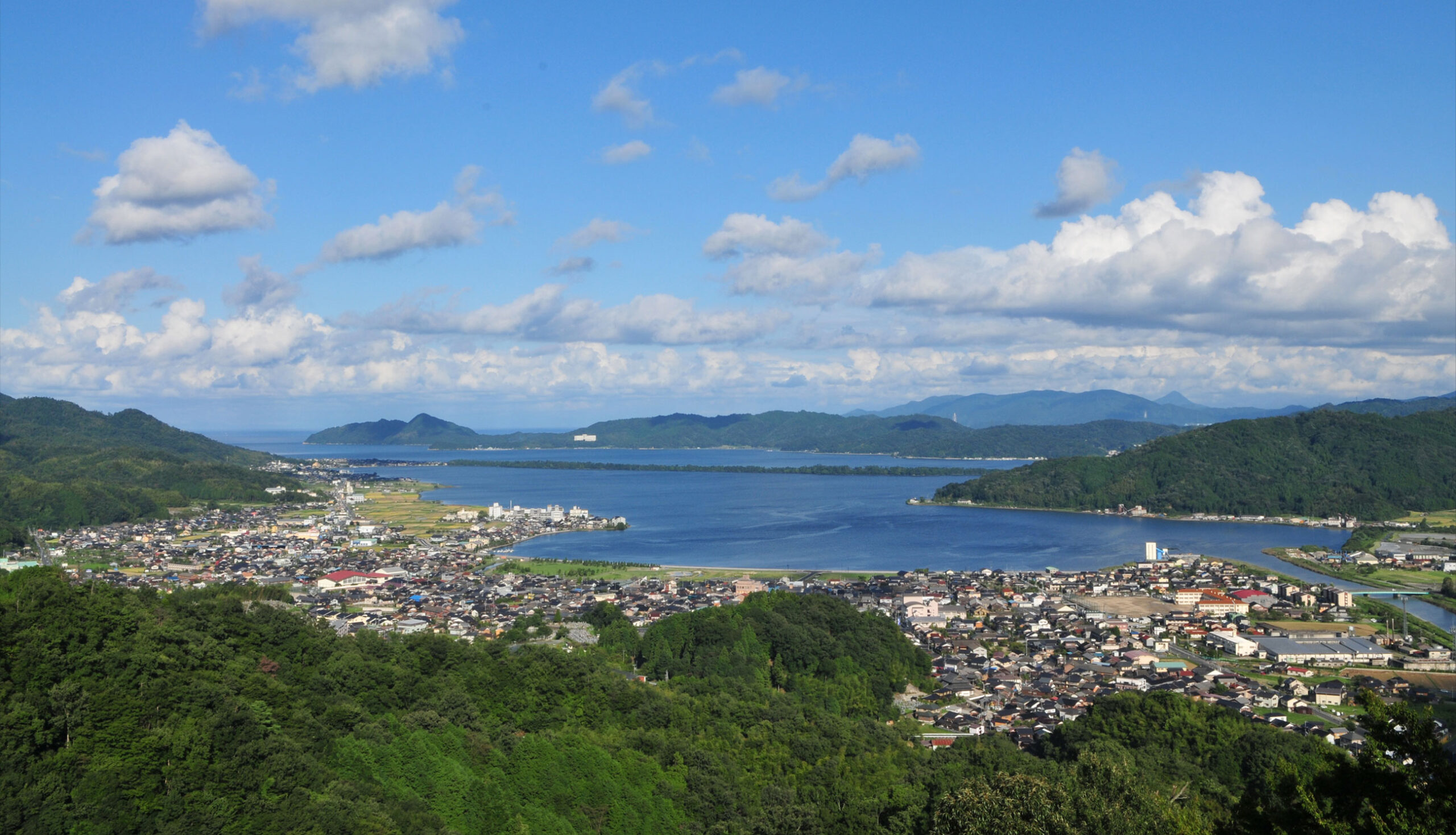 天橋立 橋立ベイホテル — 京都府・与謝野町 · 天橋立を望む高台のリゾート。穏やかな内湾の海水浴
