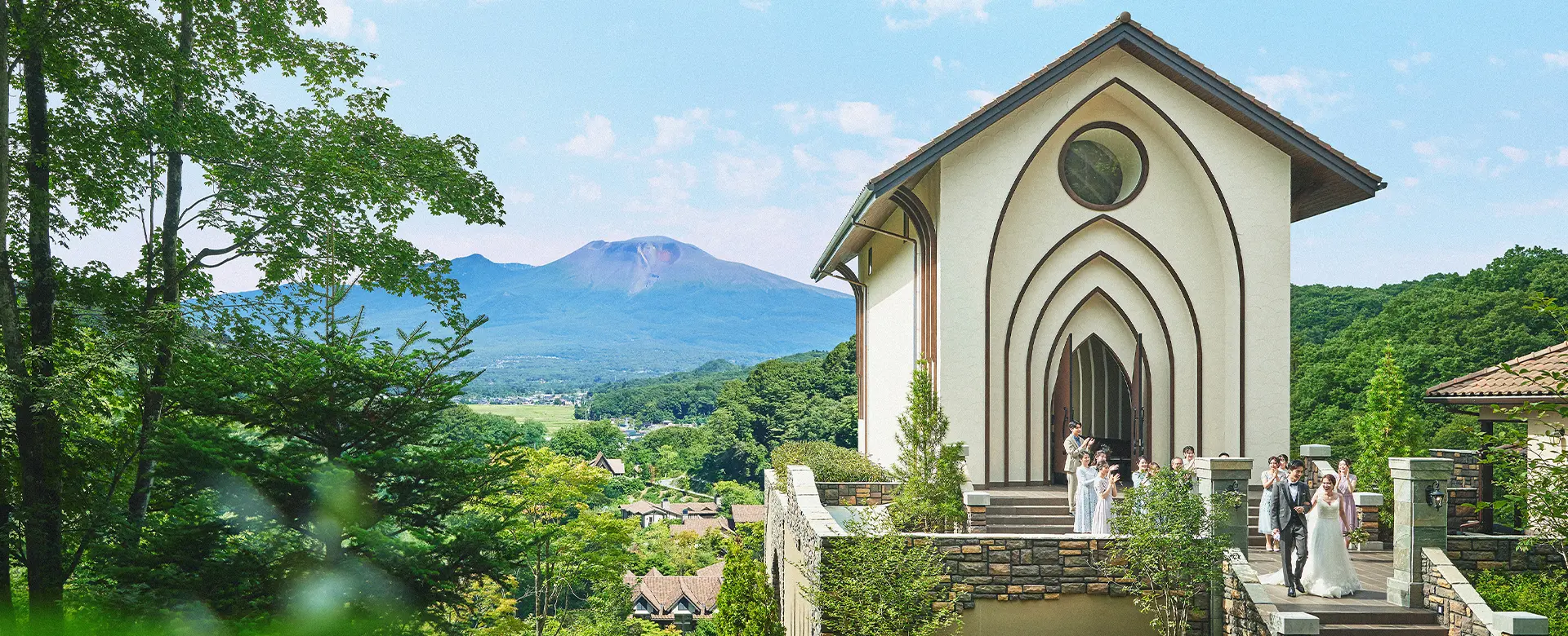 ルグラン軽井沢ホテル＆リゾート — 軽井沢・南軽井沢 · 標高1,000mの七万坪に立つ天然温泉付き高原リゾート