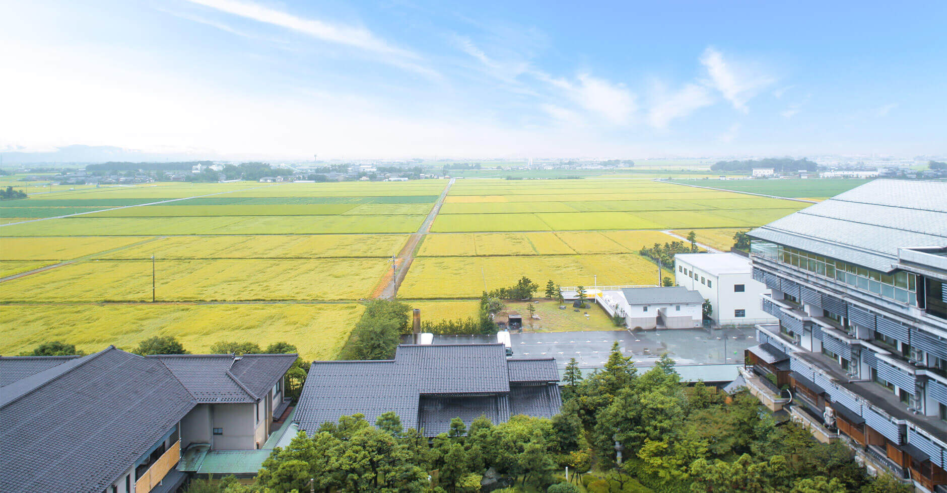 あわら温泉 グランディア芳泉 — 福井・あわら · 7000坪の庭園に離れと別邸が点在する旅館