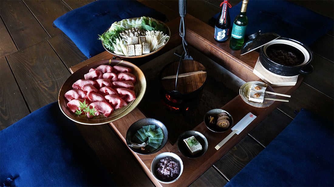 ささゆり庵 — 囲炉裏を囲んで味わう伊賀牛のしゃぶしゃぶ・すき焼きのケータリング