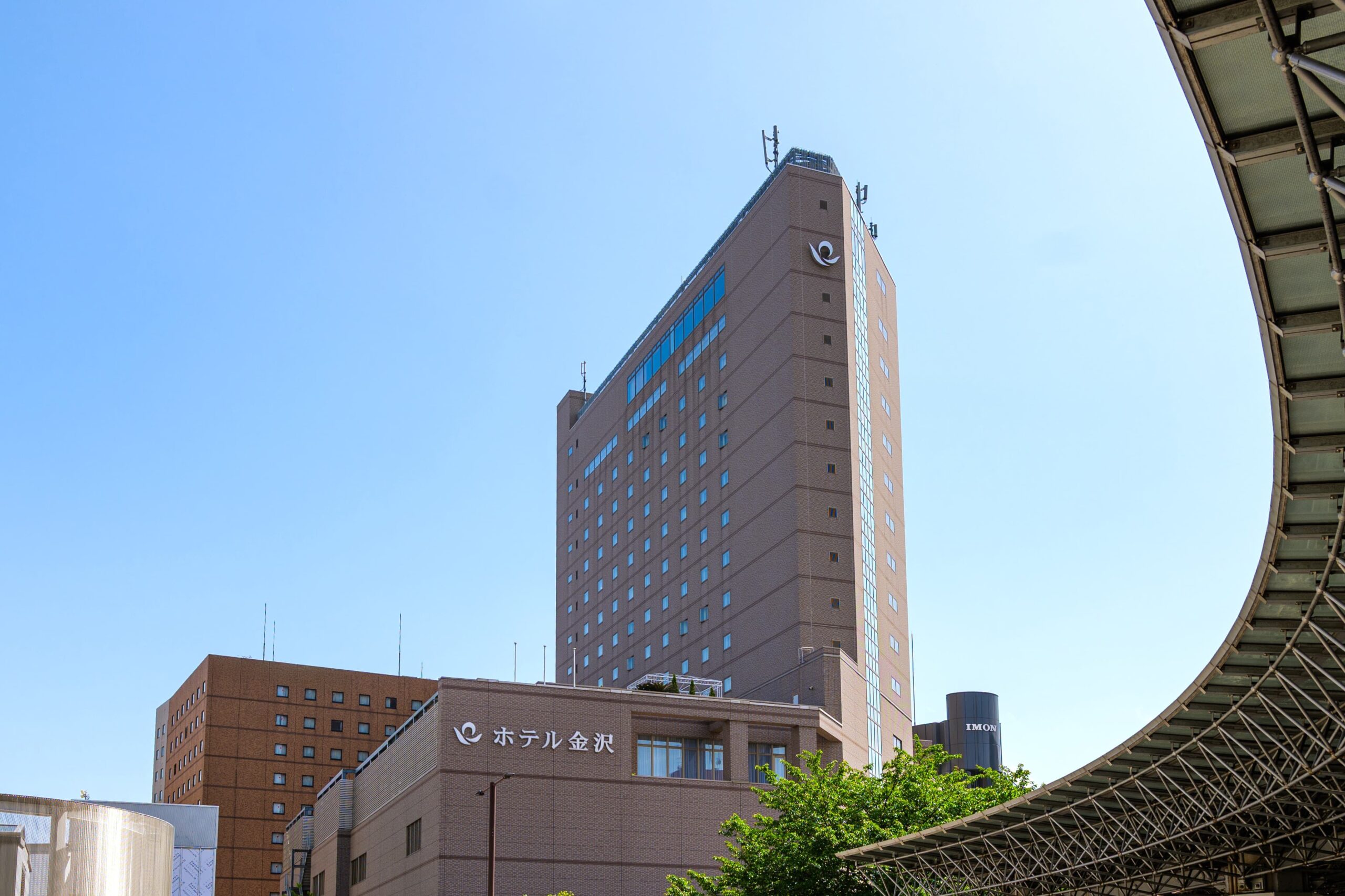 ホテル金沢 — 金沢市・兼六園口 · 最大4名の44㎡ファミリールームがある駅前ホテル