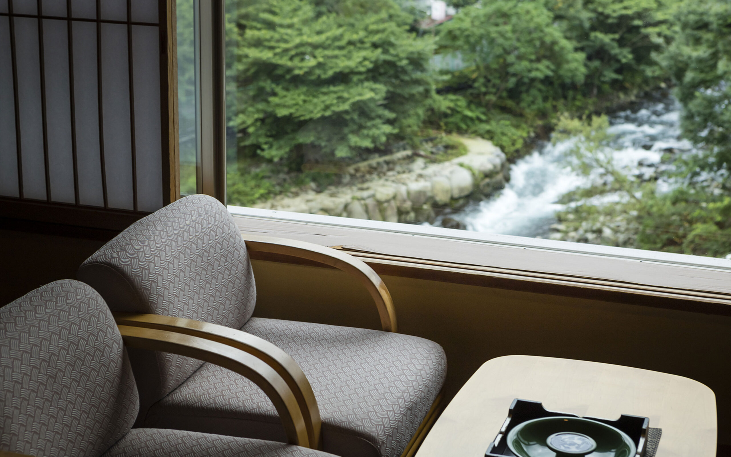 ホテル河鹿荘 — 神奈川・箱根湯本 · 湯本駅徒歩5分、9源泉と多彩な貸切風呂を備える駅近の宿