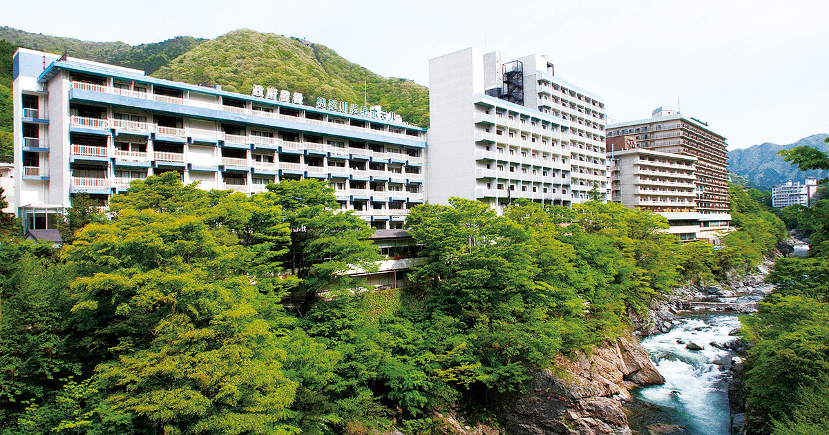 鬼怒川温泉ホテル — 栃木・日光市 · 冬至前後に栃木産ゆずを浮かべる大浴場とベビー対応の貸切露天
