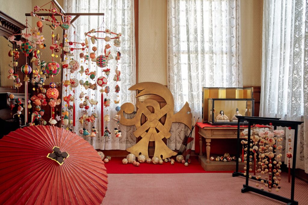 1軒だけ深掘り — 城下町・柳川の旧藩主屋敷「御花」で、さげもんとお祝い膳で迎える子どもの節句（3〜9歳・2月〜5月）