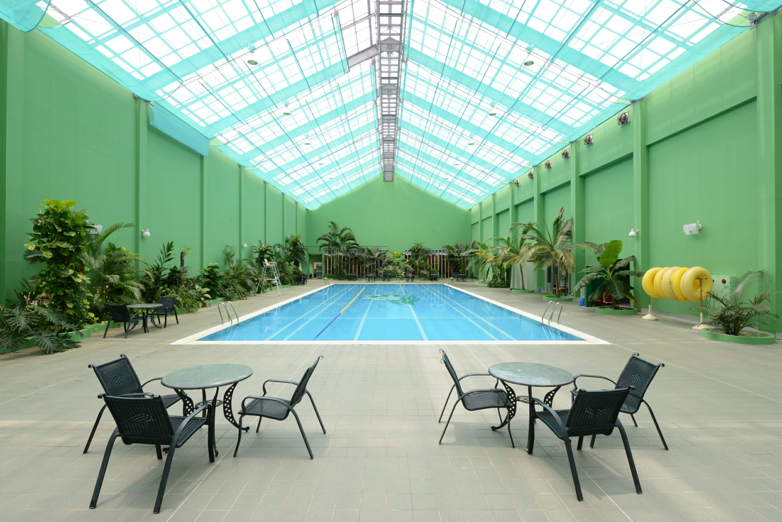 カヌチャベイホテル&ヴィラズ — 名護市安部 · 通年営業のインドアプール(水温約30℃)